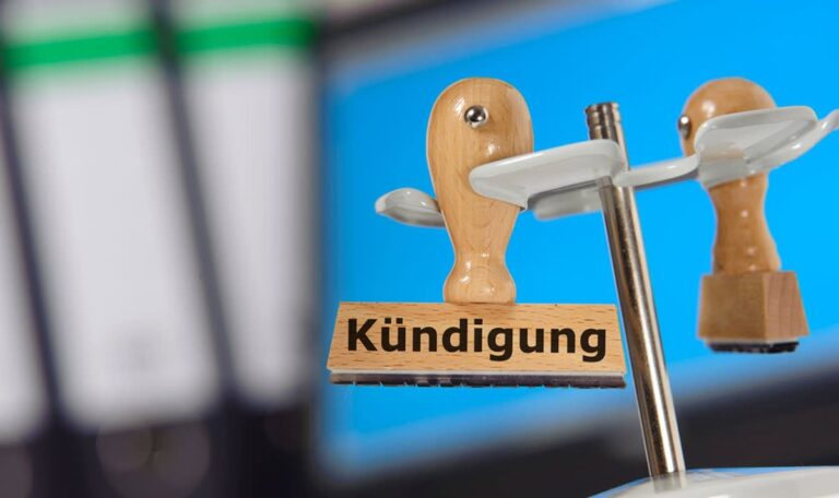 Böse Überraschung nach Heimkehr: Wenn der Briefkasten die Kündigung versteckt